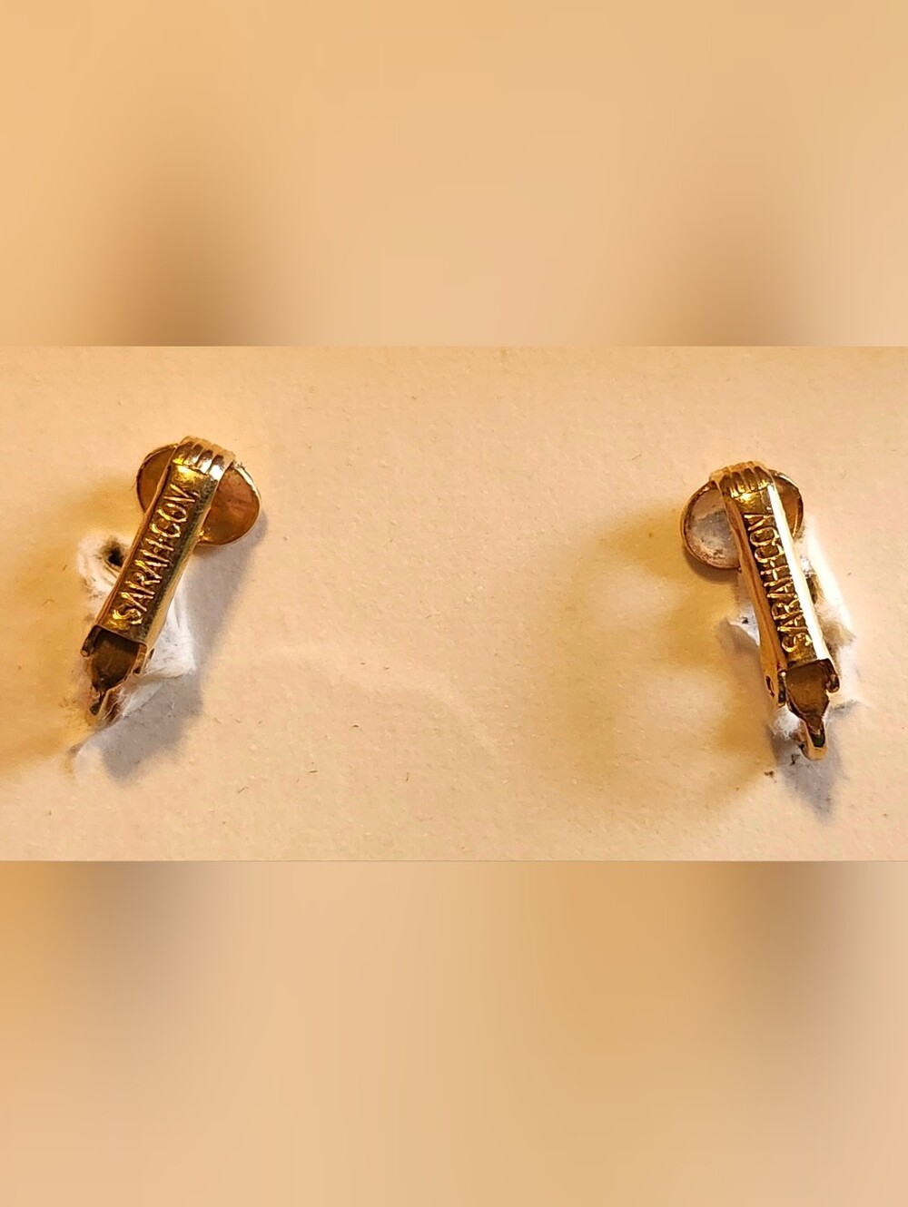 Vintage Sarah Coventry "Midnight Cameo" Earrings in Original Box - Picture 3 of 3